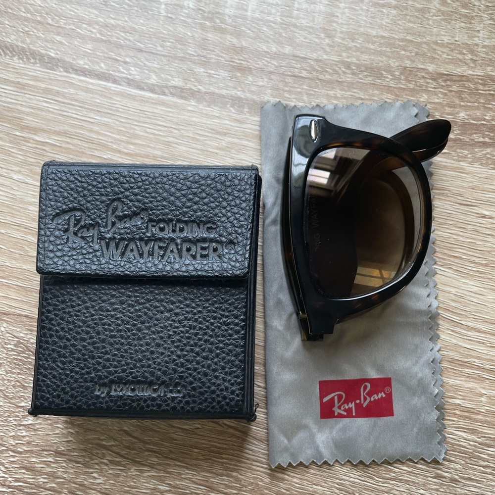 Ray-Ban Wayfarer Folding Classic Sunglasses, Light Brown Gradient Tortoise